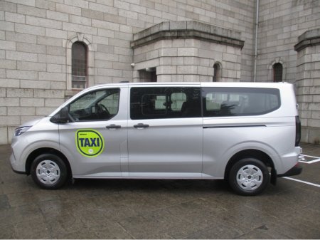 2025 Ford Transit Custom Kombi WHEELCHAIR ACCESSIBLE LWB AUTO 2.0TD 136PS 9 SEATER €64,500