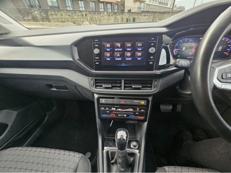 2023 Volkswagen T-Cross LIFE 1.0 TSI D7F 110HP €23,950 thumbnail