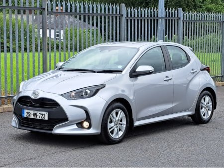 2025 Toyota Yaris LUNA 1.5 HYBRID 115BHP AUTOMATIC **REVERSING CAMERA** €25,950