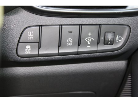 2025 Hyundai i30 Petrol NLine €32,950 thumbnail