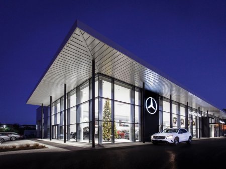 2025 Mercedes-Benz E Class E200 Avantgarde + €81,900 thumbnail