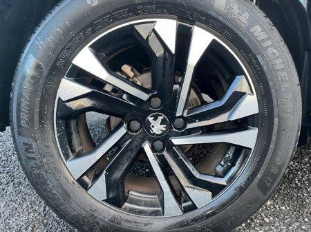 2021 Peugeot 2008 Allure 1.2 100 4DR €18,950