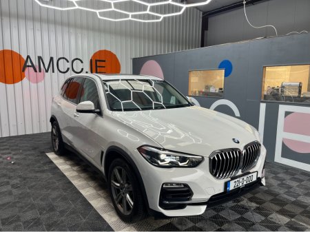 2022 BMW X5 ONLY 7K KMS! €59950! 2022 BMW X5 XDRIVE45E 3.0 AUTOMATIC / CRUISE CONTROL / 360° PARKING CAMERA / PANORAMIC SUNROOF / ELECTRIC MEMORY & HEATED SEATS €59,950