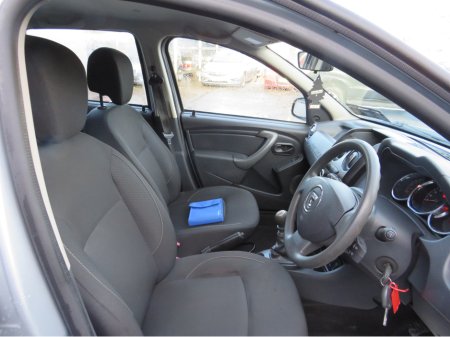 2017 Dacia Duster ALTERNATIVE 1.5 DCI DIESEL JEEP NCTD 27  FSH €7,999 thumbnail