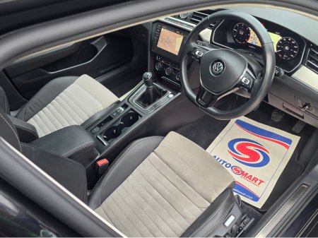 2019 Volkswagen Passat VW PASSAT GT 2.0 150BHP PAN ROOF ONLY 15K MILES!!!!!!LIKE NEW!!!! €26,995 thumbnail