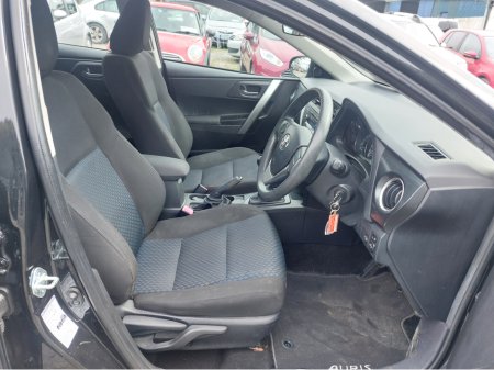 2015 Toyota Auris 1.4 D-4D TERRA NG 4DR 5DR €8,500