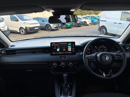 2025 Honda HR-V E:hev Elegance €38,995 thumbnail