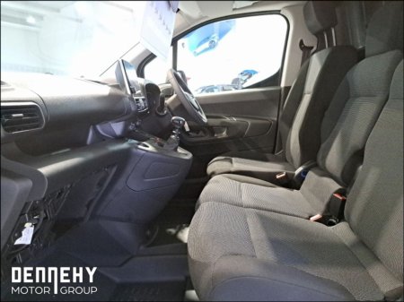 2025 Opel Combo Komfort 1.5D 100PS €27,345