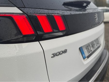 2018 Peugeot 3008 ALLURE 1.5 BLUE HDI 130 6 6.2 4DR €12,950 thumbnail