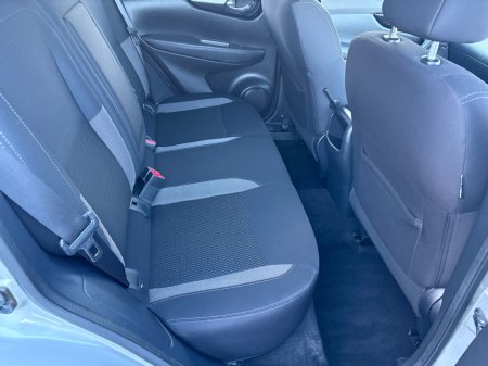 2019 Nissan Qashqai 1.5 DSL SV €17,995 thumbnail