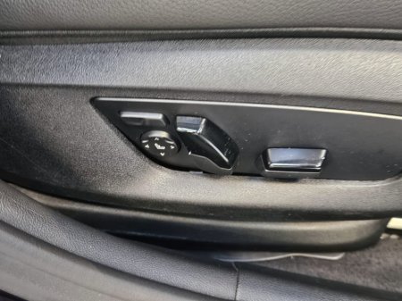 2023 BMW 5 Series  €38,950 thumbnail