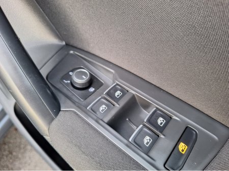 2023 Volkswagen Tiguan Allspace 2.0 TDI 150 7 SEATS AUTOMATIC *Virtual Clocks/Auto Tailgate/Led Headlights/ €37,950 thumbnail