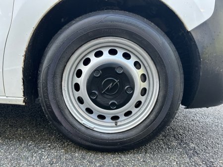 2021 Opel Vivaro L2H1 2900 1.5 5DR €11,950