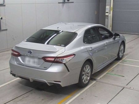 2019 Toyota Camry COMING SOON / HYBRID / AUTO