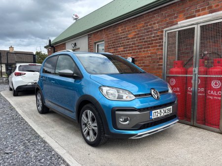 2017 Volkswagen up!  €9,950