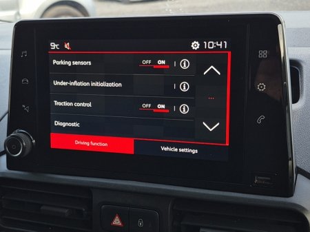 2021 Citroen Berlingo Enterprise 650 Van 1.5 Diesel with 3 seats in front and side loading door. thumbnail