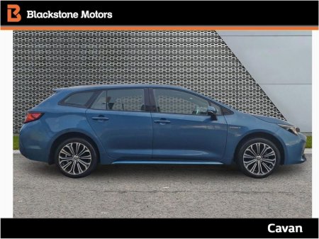 2022 Toyota Corolla 1.8 Hybrid Luna Saloon €23,450