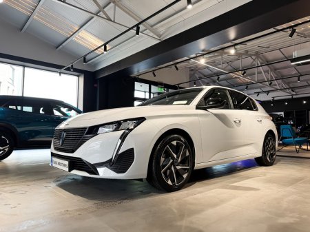 2024 Peugeot 308 Allure 1.5 Hdi Auto 130 MY24.2 €35,000