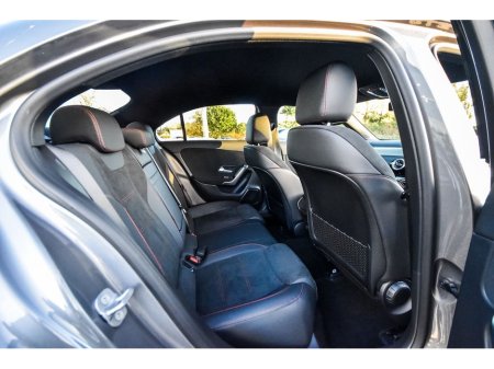 2025 Mercedes-Benz A Class A250e AMG Premium Saloon thumbnail