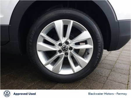 2026 Volkswagen T-Cross T-CROSS EDITION75 1.0 M5F 95HP €40,663 thumbnail