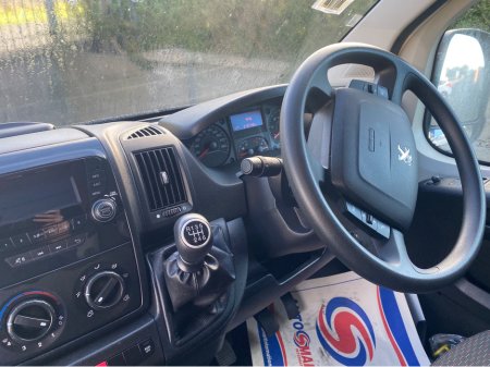 2020 Peugeot Boxer 335 L3 H2 2.2 BLUE HDI 1 140 3DR €19,750