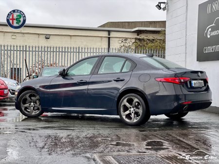 2018 Alfa Romeo Giulia Alfa Romeo – La Meccanica delle Emozioni €23,950