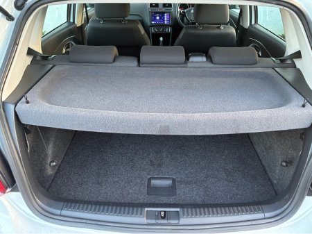 2014 Volkswagen Polo 1.2i TSI Petrol Automatic Comfortline €11,500 thumbnail