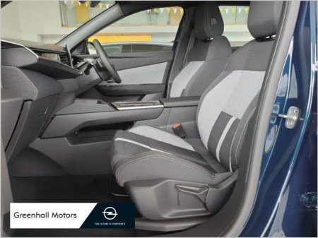 2026 Opel Grandland Elegance - Fully Electric - 73kWh €45,100