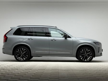 2025 Volvo XC90 PLUS T8 PHEV AWD AUTO *7 SEATER* €82,990 thumbnail