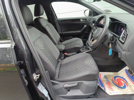 2023 Volkswagen T-Roc 2.0 TDI 150HP R-Line DSG Auto 7sp €35,995 thumbnail