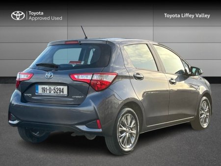 2019 Toyota Yaris YARIS HYBRID 5DR LUNA €17,950 thumbnail