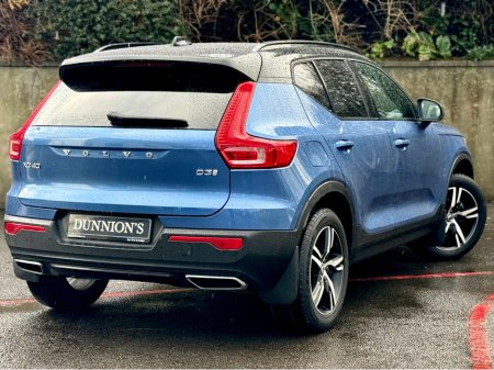 2020 Volvo XC40 D3 R-DESIGN AT 5DR AUTO €31,950 thumbnail