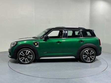 2021 MINI Countryman John Cooper Works ALL4 PHEV 211 €33,400