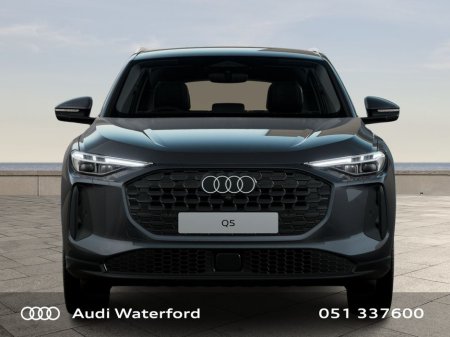 2026 Audi Q5 E-Hybrid Q SE €76,862 thumbnail