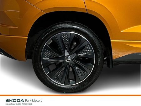 2023 Skoda Karoq Sportline DSG 2.0TDI 115BHP - Reversing Camera - Climate Control - Heated Seats - Cruise Control - Apple CarPlay/Android Auto thumbnail