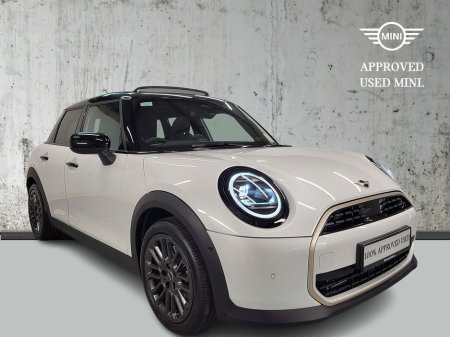 2025 MINI Hatch Cooper C Exclusive level 2 €47,151