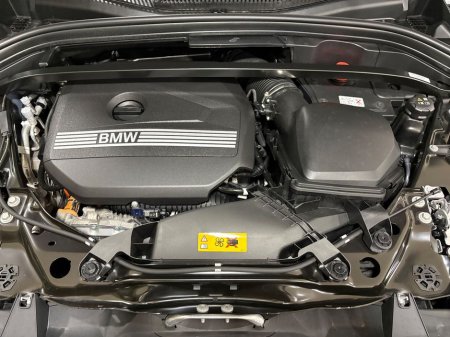 2025 BMW X1 25e M-SPORT PRO X-DRIVE=ONLY 8000 MILES//HUGE SPEC//AS NEW=BMW WARRANTY UNTIL 02/2028=TAILORED FINANCE PACKAGES INCL PCP AVAILABLE=TRADE IN'S WELCOME €52,995 thumbnail