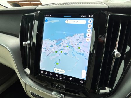 2022 Volvo XC60 B4 AWD MOMENTUM WITH EXTRAS €39,995 thumbnail