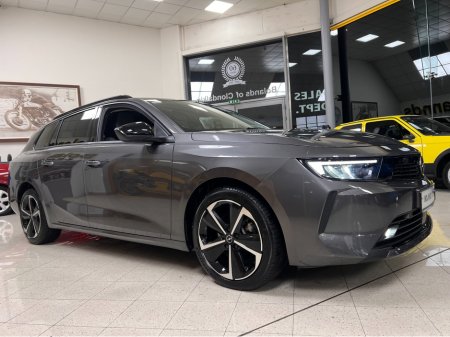 2024 Opel Astra As New (242) AUTOMATIC DIESEL Sports Tourer ELEGANCE As New Tint Kms Superb Value www.bolands.ie Est.1955 €30,750 thumbnail