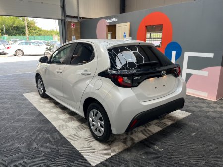 2023 Toyota Yaris €19950 YARIS AUTOMATIC 1.0 PETROL  15k KMs / REVERSE CAMERA & MORE €19,950