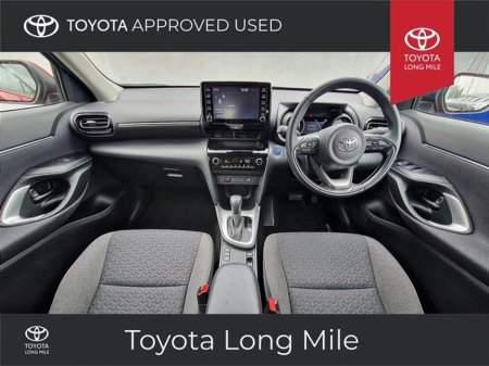 2024 Toyota Yaris Cross 1.5 Hybrid Luna 5dr €28,949 thumbnail