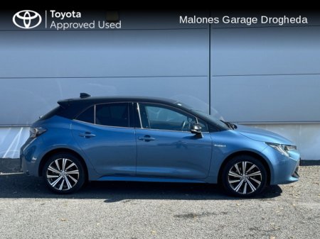 2021 Toyota Corolla 1.8 Hybrid Luna Sport Call Now 041 980 2420 €26,950