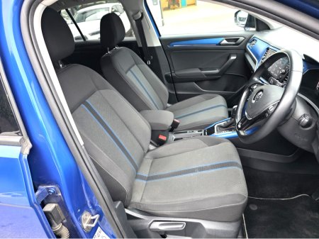 2020 Volkswagen T-Roc 2.0 TDi 150 Automatic - Android Auto, Rear Camera €24,900 thumbnail