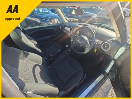 2013 MINI Hatch 2013 1.6  Petrol FIRST €7,950 thumbnail