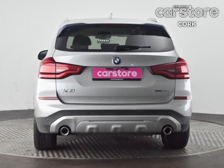 2021 BMW X3 xDrive30e xLine €42,880