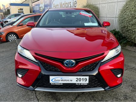 2019 Toyota Camry WS AUTOMATIC HYBRID 2.5 PETROL //HIGH SPEC//FULL LEATHER HEATED SEATS//HEAD UP DISPLAY//KEYLESS ENTRY// €26,950