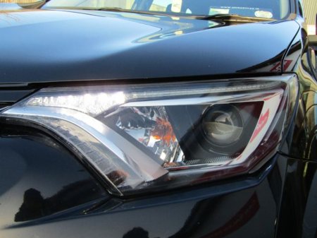 2016 Toyota Rav4 RAV4 2.0d-4d Luna 4DR €15,950 thumbnail