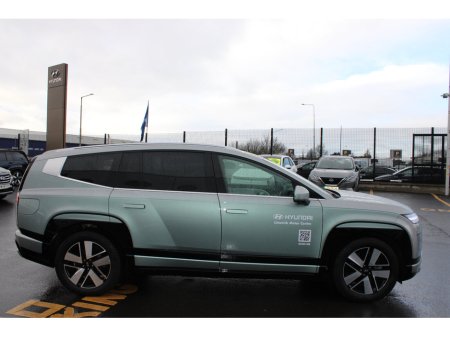 2025 Hyundai Ioniq 9 RWD standard (Long Range) Platinum €75,950 thumbnail