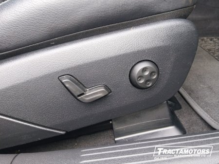 2024 Mercedes-Benz EQE 300 4DR AUTO €52,899 thumbnail