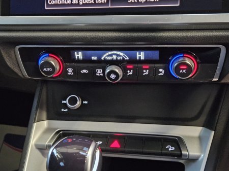 2022 Audi Q3 45 TFSI E S Tronic SE €27,950 thumbnail